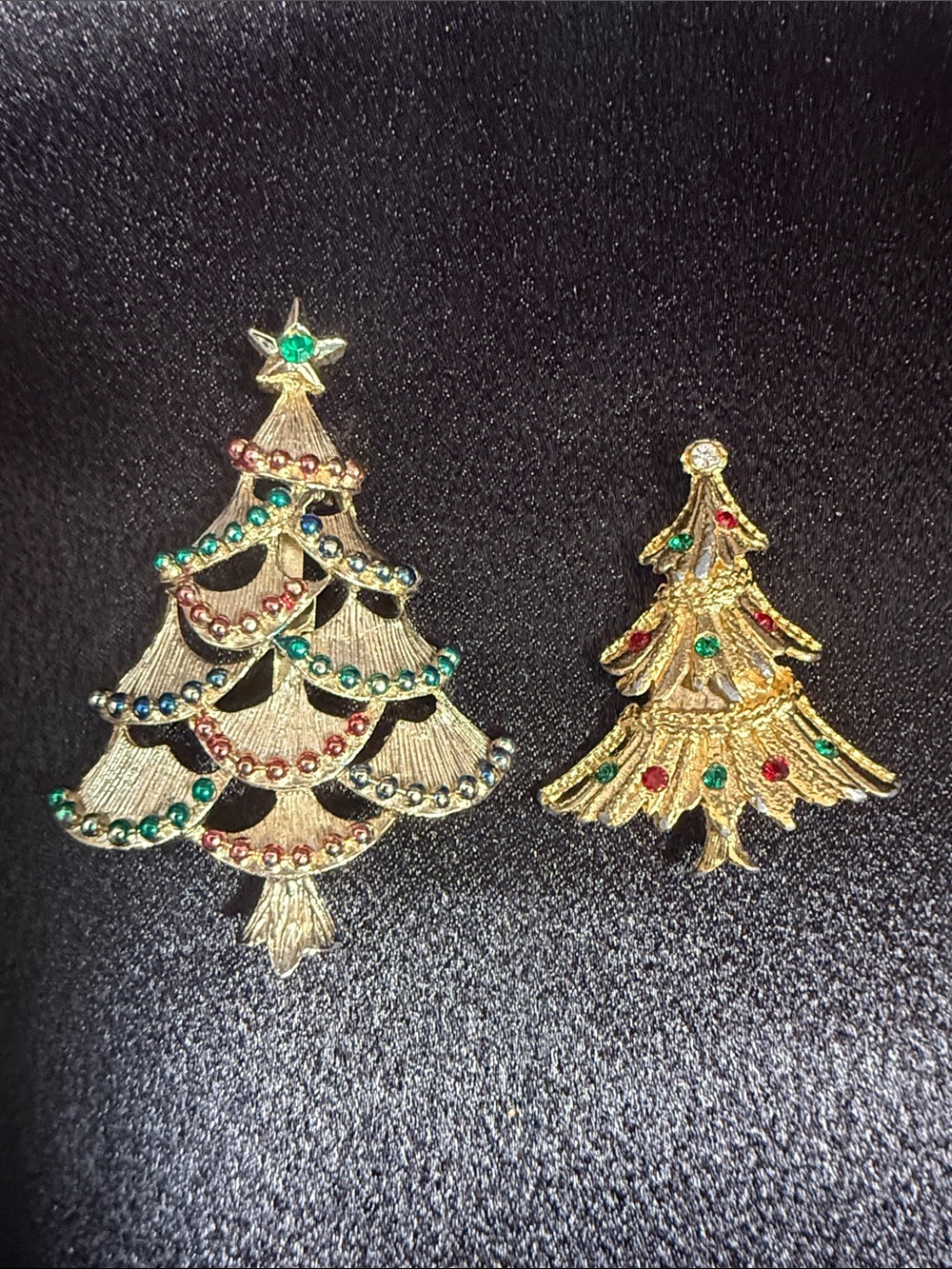 Vintage Gold-Tone Christmas Tree Brooch - Green & Red Accent Holiday Jewelry